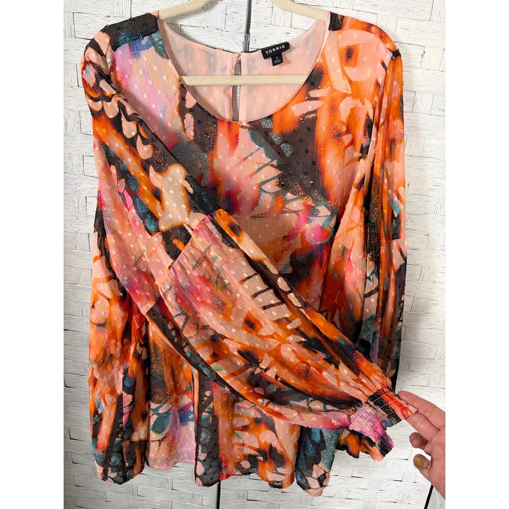 Torrid women's blouse, colorful avant-garde
 feminine romantic balloon sleeves - Picture 4 of 9